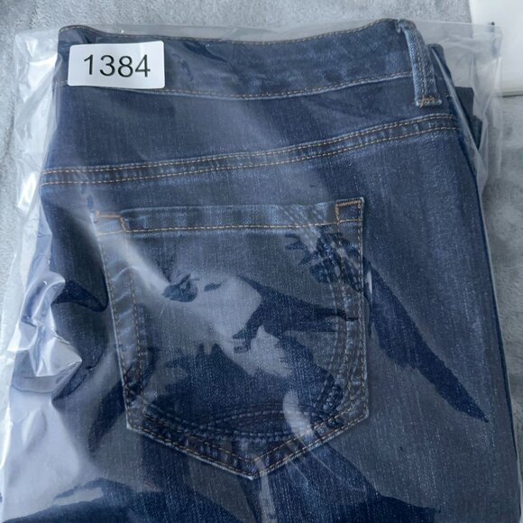 Gloria Vanderbilt Amanda 2.0 Straight Jeans All Around Slimming Womens Blue 14 - Picture 11 of 11